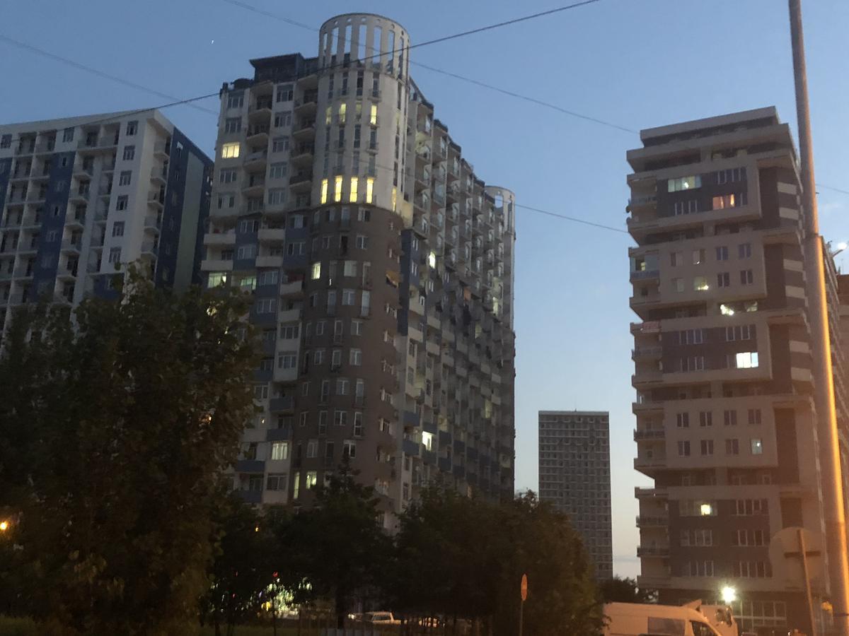 Apartments Black Gold Batumi Exterior photo